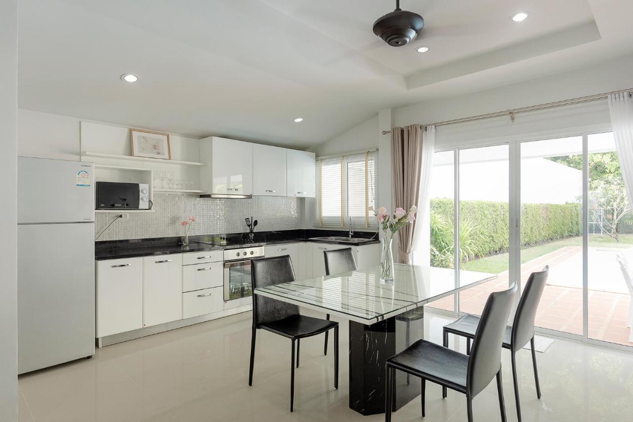 Baan Promphun Pool Villa By Bv Si Sunthon Ngoại thất bức ảnh