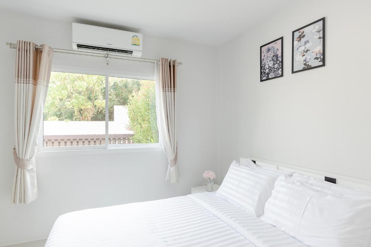 Baan Promphun Pool Villa By Bv Si Sunthon Ngoại thất bức ảnh