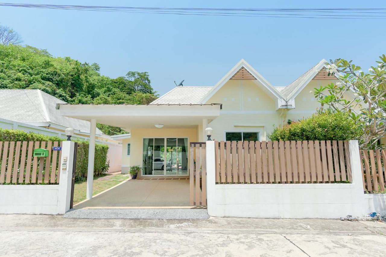 Baan Promphun Pool Villa By Bv Si Sunthon Ngoại thất bức ảnh